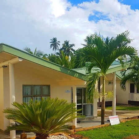 Le Uaina Beach Resort Faleapuna Екстериор снимка