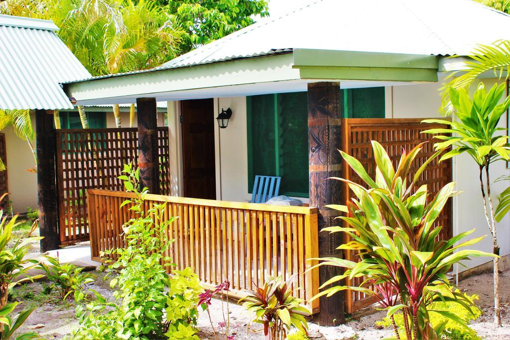 Le Uaina Beach Resort Faleapuna Стая снимка