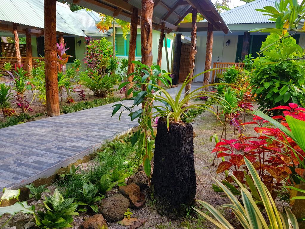 Le Uaina Beach Resort Faleapuna Екстериор снимка