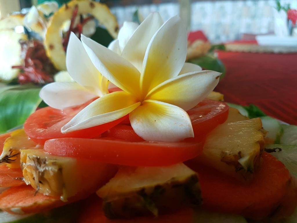 Le Uaina Beach Resort Faleapuna Екстериор снимка