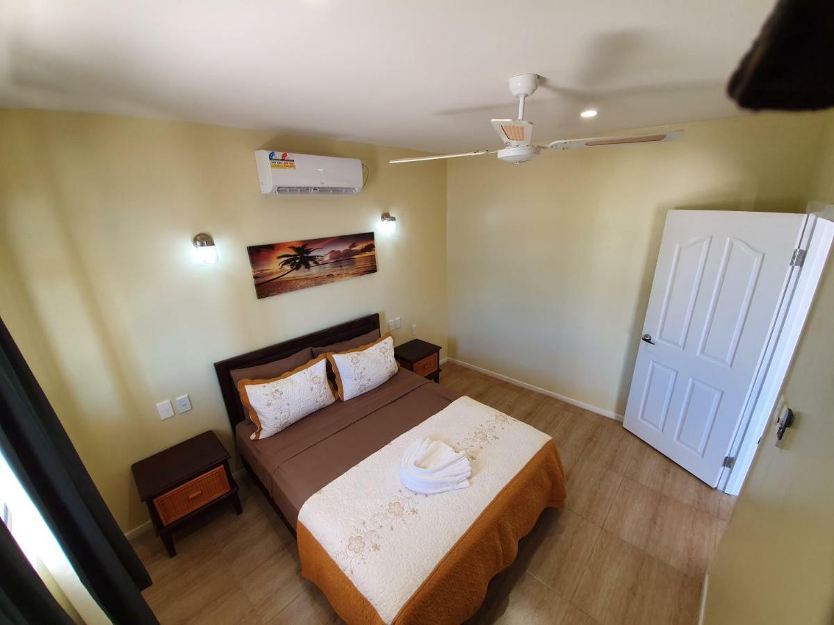 Le Uaina Beach Resort Faleapuna Екстериор снимка
