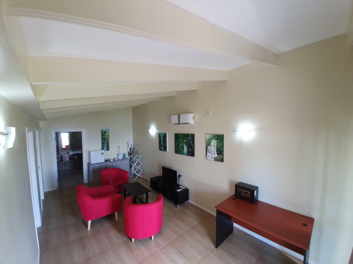 Le Uaina Beach Resort Faleapuna Екстериор снимка